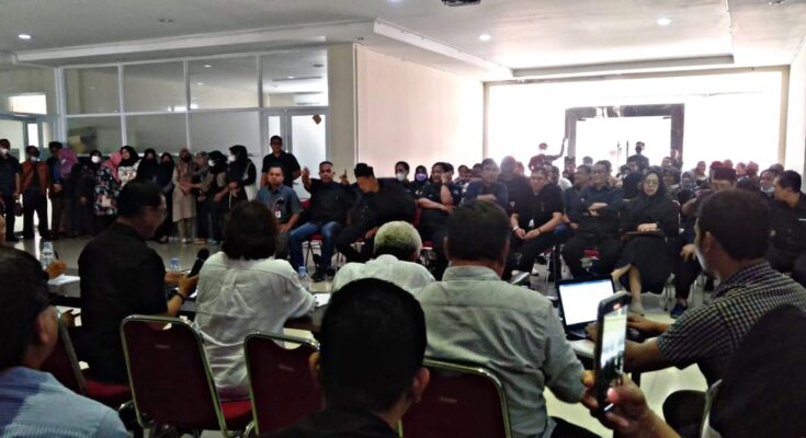 Thumbnail artikel Konflik Statuta Hingga Kabar Rektor Undur Diri dari Unsika